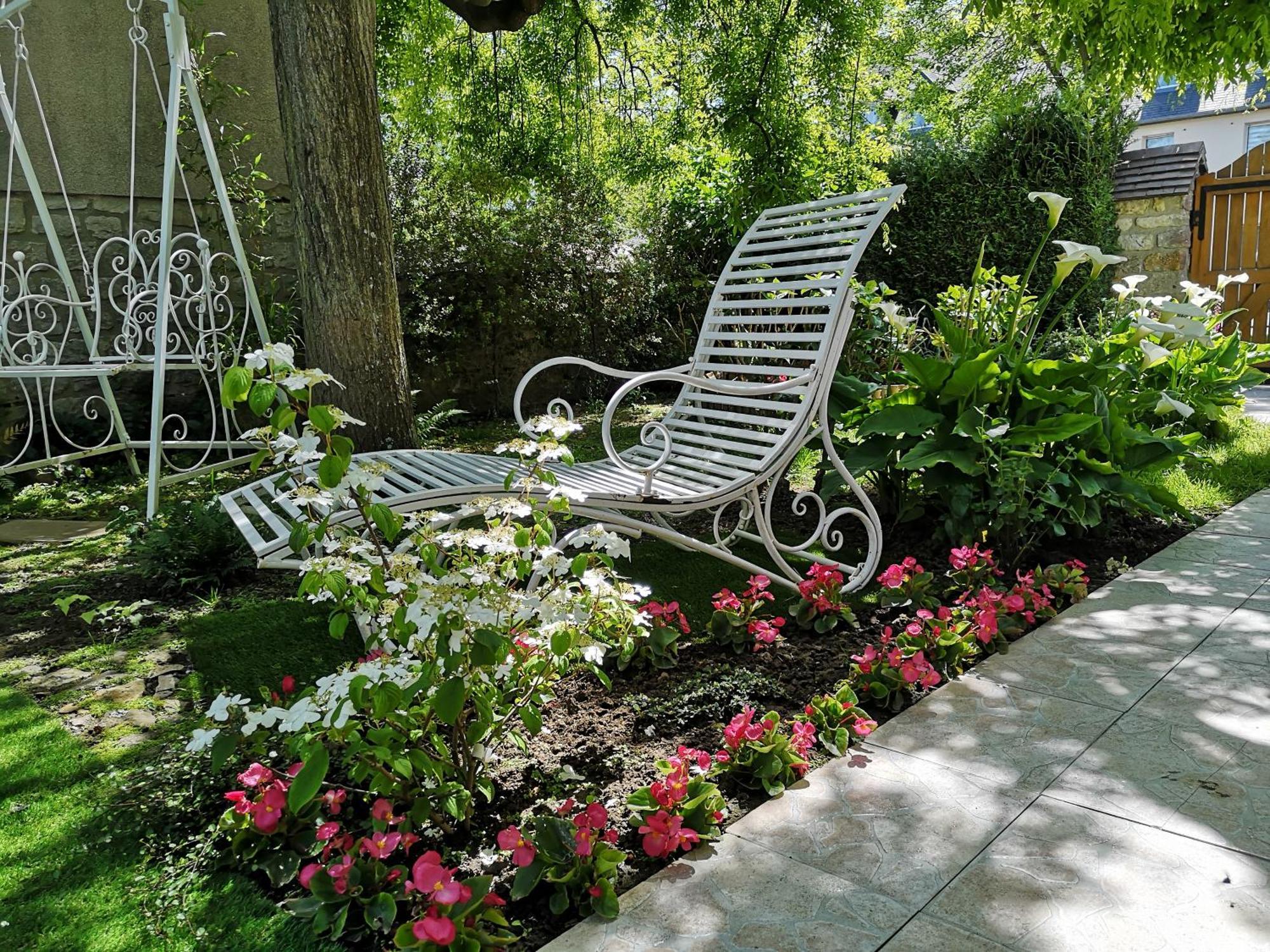 La Roseliere Maison Plain Pied Confortable Belle Decoration Jardin Magnifique 10 Mn A Pied Centre Ville Bayeux Proche Plages Du Debarquement Exterior photo